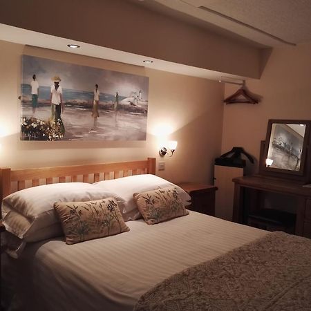 Crown Hotel Corwen Εξωτερικό φωτογραφία